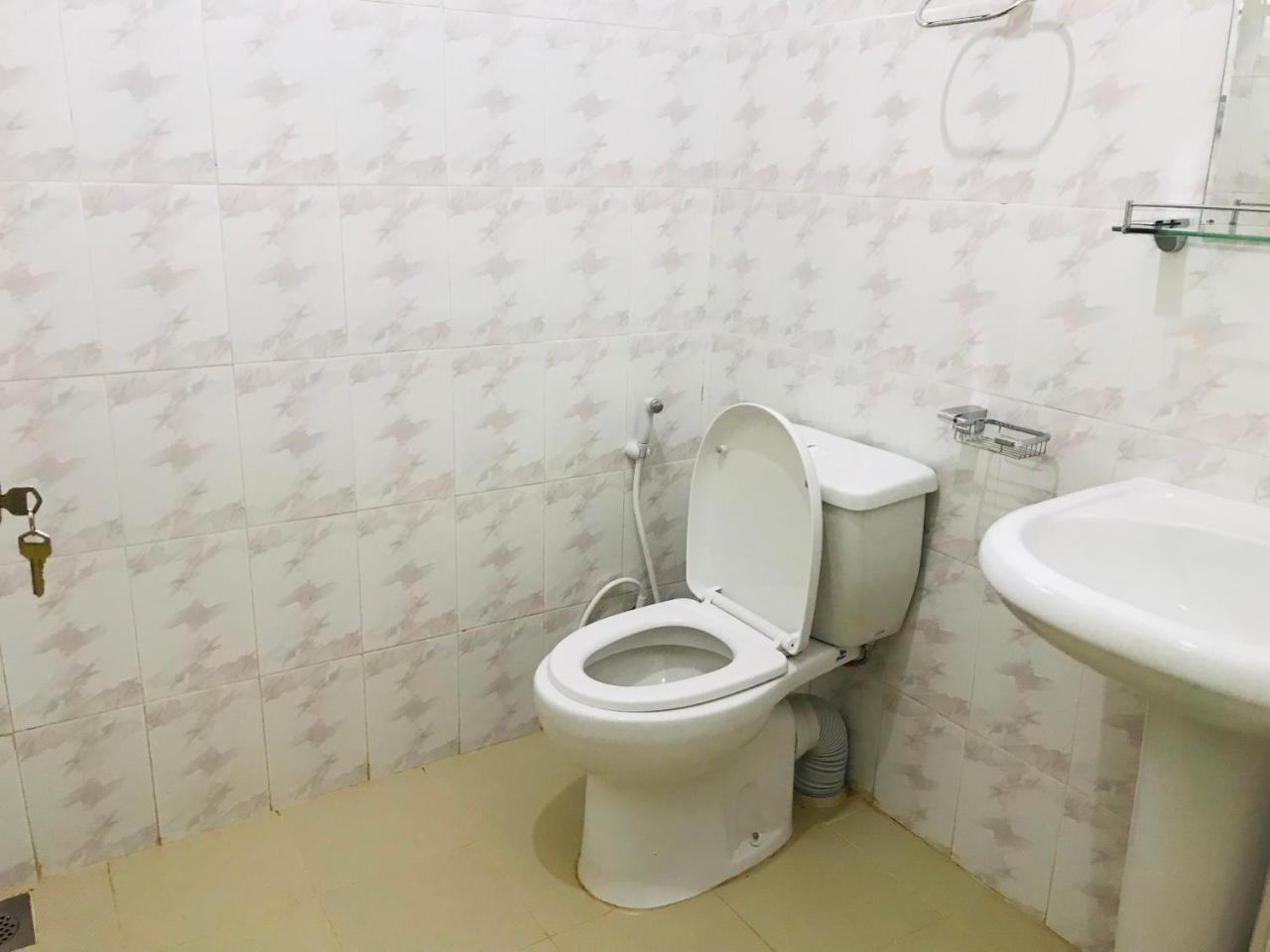 Unique Villa Канди Экстерьер фото